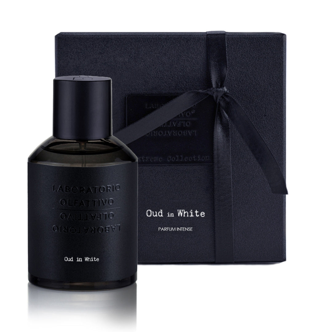 Oud in White